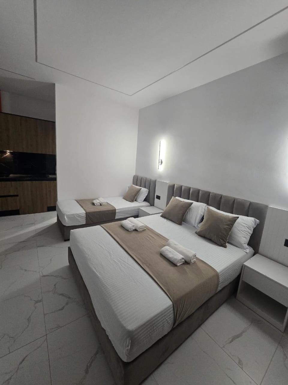 Elite Inn Влёра Экстерьер фото