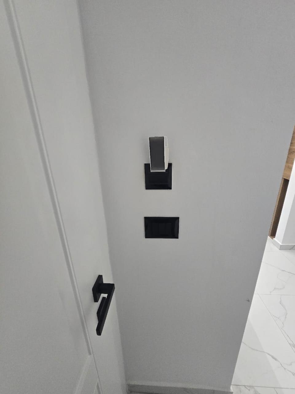 Elite Inn Влёра Экстерьер фото