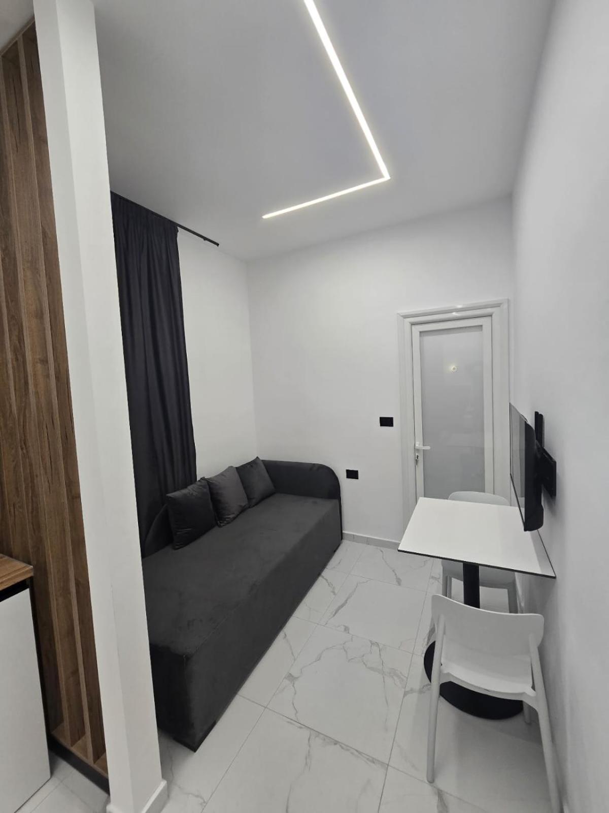 Elite Inn Влёра Экстерьер фото